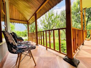 Boho Grove Cafe & Stay, Tirthan Valley