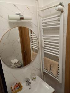 Alex Apartman