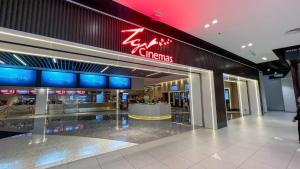 HYDE1 i-City ITQAN Premium Home - 8pax, Netflix, Parking