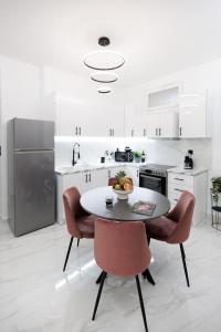 Elegant Urban Home in Center