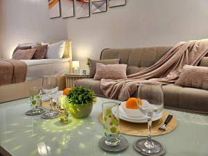 Romantic Studio-Great Location- City center-FREE Parking-Self Check-in- till Old town 20 min