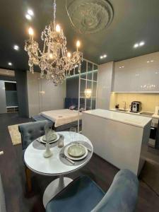 ATLANT luxury apartments Deluxe ТЦ ДЕПОТ