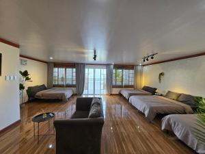 Simoy Staycation Tagaytay