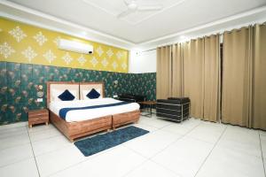 Tanvi Premium Residency near Artemis Hospital, Gurugram