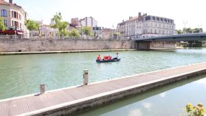Maisons de vacances Le gite embarque - Gere par Presta-Zen'Services - Barque electrique en supplement : photos des chambres