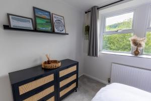 OLD WEAVERS COTTAGE - Charming Historic Weavers Cottage in Holmfirth, West Yorkshire