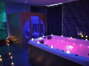 Love hotels Nuit Blanche Normandie : photos des chambres