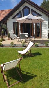 Domek pod sosnowym lasem