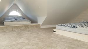 Domek pod sosnowym lasem