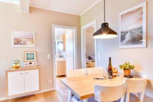 Ferienwohnung Wandashorst 25 Feriendorf Klein Stresow Rügen by ruyastay