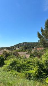 Chambre indépendante avec salle de bain