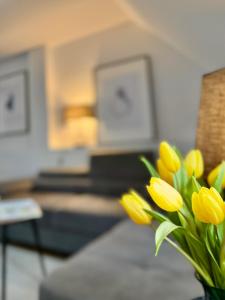 APARTAMENT PIĘTROWY w centrum Kłodzka z darmowym parkingiem no 8