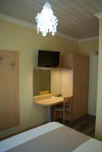 Hotels Le Mirval : photos des chambres