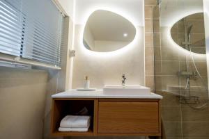 Maisons de vacances Gite Ker Eost - Elegance & charme proche de la mer : photos des chambres