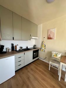 Toni`s Lemon Apartment