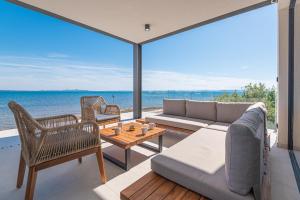 Luxury Seafront Villa Aurea - with private Pool, Game Room & Stunning Sea Views