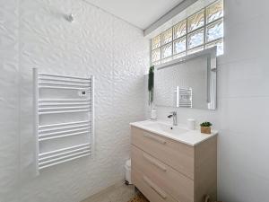 Maisons de vacances Charmante maison 2 chambres avec cour et jardin : photos des chambres