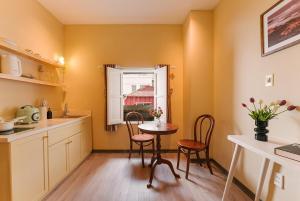 Serviced Apartments in Heart of Old quarter by SSens Homes