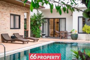 Twin Peaks Villa near Shopping Hub