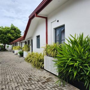 Neem Tree House, Trincomalee