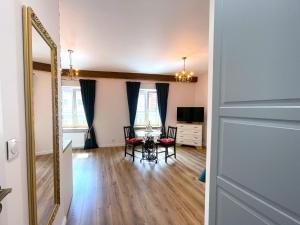 H&T Old Town Św Ducha 31