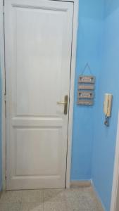 Deluxe Room (2 Adults + 1 Child)