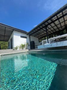 Ripple Are Guling Beach, South Lombok