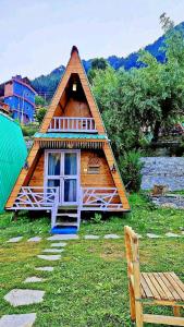 Kaira huts natures hug