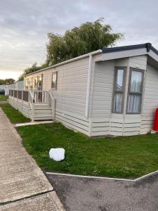 67 The Meadows New Beach Holiday Park