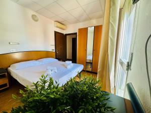 MH Hotel Mavras