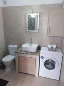 Elenas country house