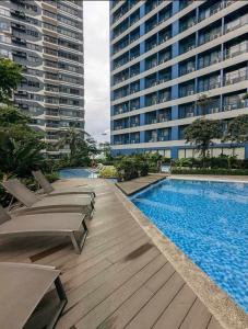 CHIC 1 BR in Air Residences
