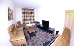 Two-Bedroom Suite room in Hotel Karlshorst