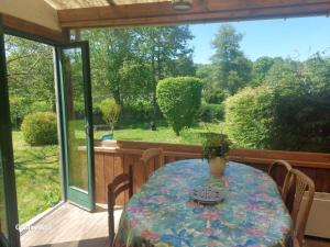 Maison rustique à la campagne