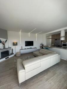 YCH-Attico con splendida vista su Villa Ada