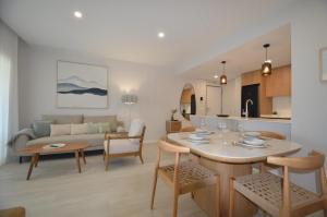 Los Colibries EXCELLENT & SOLMARES