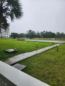 Cozy 1 bedroom Coastal Condo Beachside Bliss Near Golf & Adventure