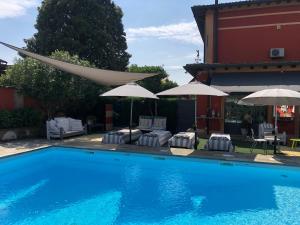 B&B Villa la Canonica con piscina a Padernello