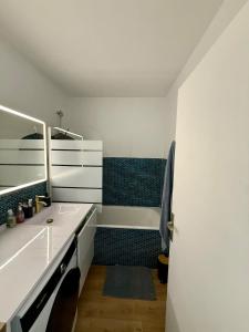 FRONT DE MER super appart 2 chambres tout équipé