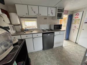 Campings Mobilhome situe cote ville et cote campagne : photos des chambres