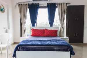 Aura - Entire Studio in Vile Parle