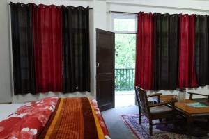 Hotel Paradise Hills Dalhousie