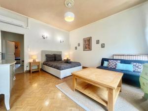 Bourgeois House - 16 personnes, Piscine, 6 chambres, 8 lits, 4 SDB, Centre-ville, CLIM