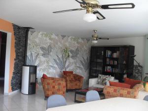 Appartements Bretagne,maison avec piscine et spa : photos des chambres
