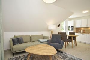 Rex Rugia FeWo17-8 mit Schwimmbad und Saunanutzung im AHOI-Erlebnisbad Sellin