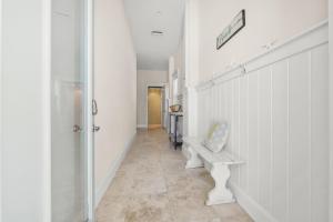 Beachfront Paradise - direct access to the Gulf