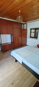 Aenona Heritage House