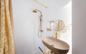 Trulli di Mamma Marì by STHEY