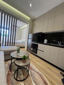 Prayla Luxury Apartment 21