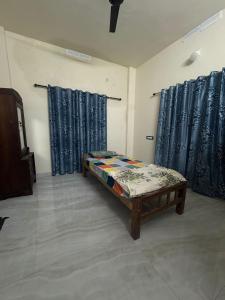 Seven kings Palm -Trivandrum